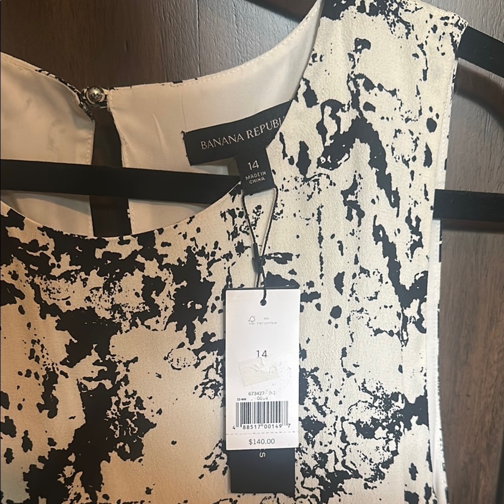 Banana Republic Monochrome Abstract Dress - Picture 2 of 3